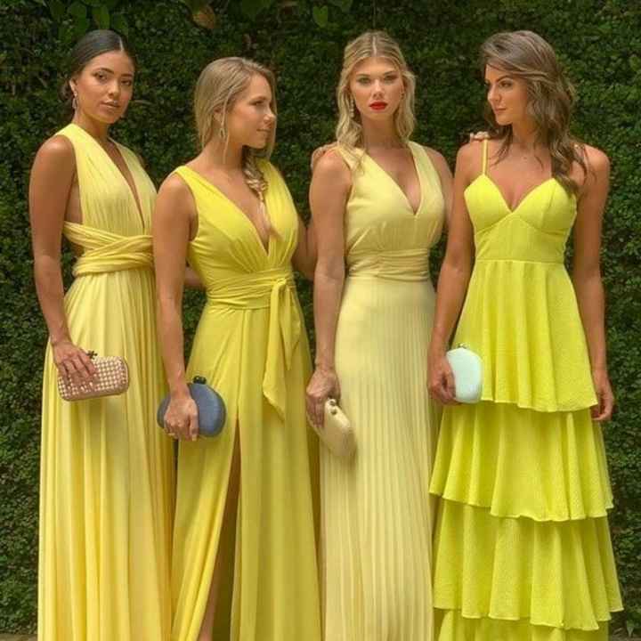 " Damas en Color Amarillo" - 1
