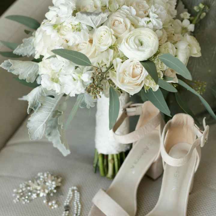 "Como Presumir Tus Accesorios de Boda" - 4