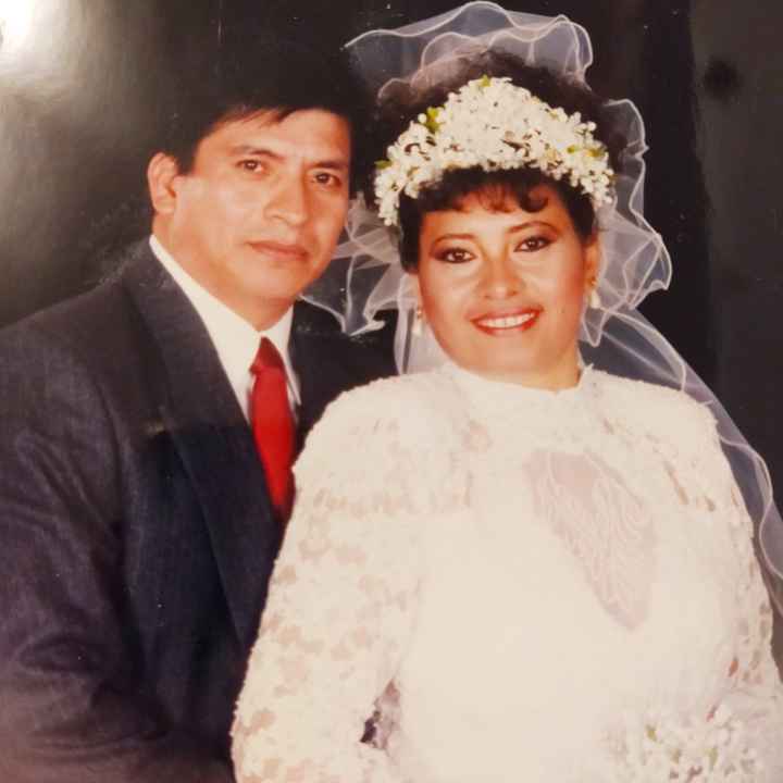 ¿Tienes algun foto de la boda de tus papás? - 3