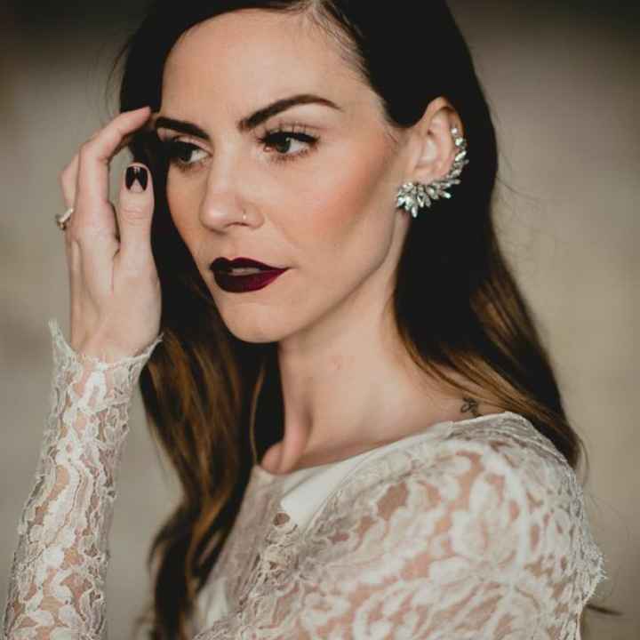 "Labios Obscuros para el Día B' - 3