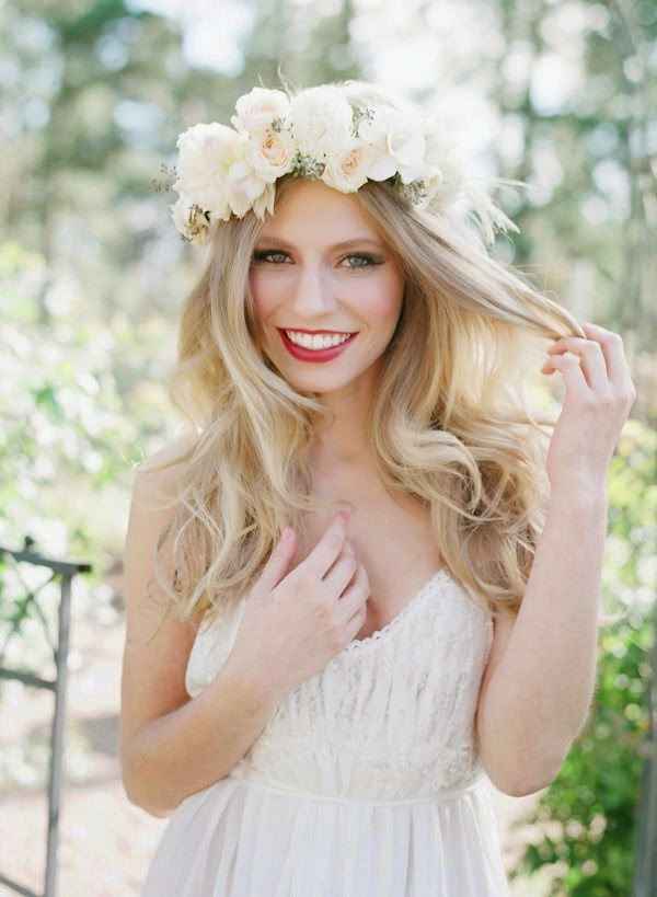 "Novias con Labios Rojos" - 2