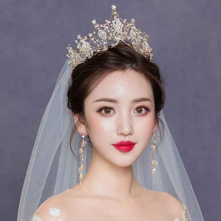 "Tiaras Doradas" - 6
