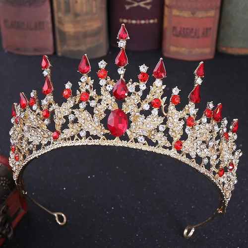 "Look con Tiaras Rojas" - 4