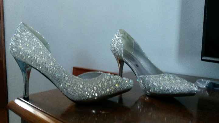 Zapatillas vs.  novio chaparrito - 1