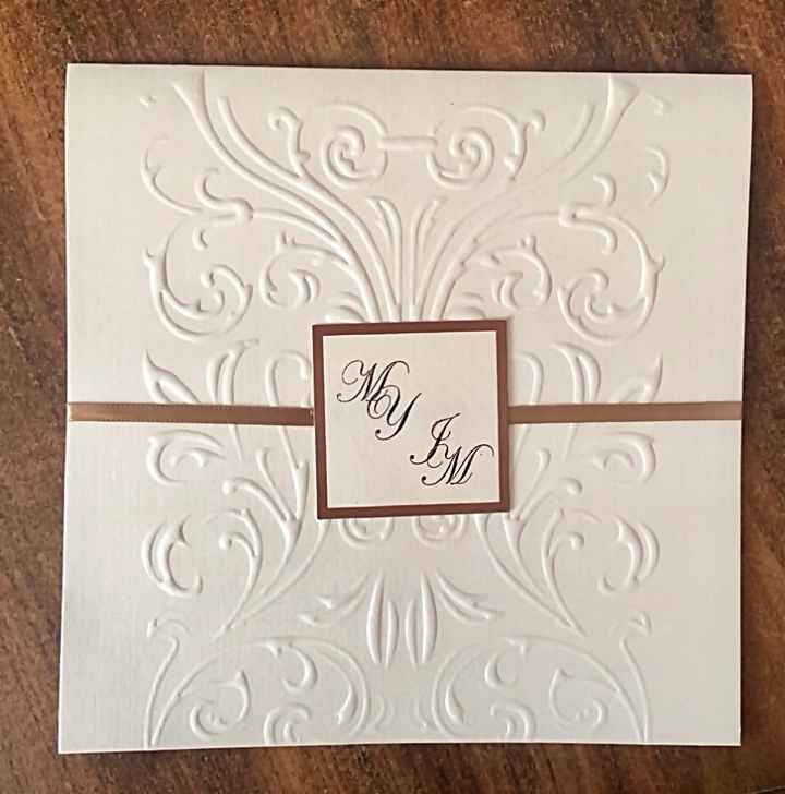 Invitación troquelada