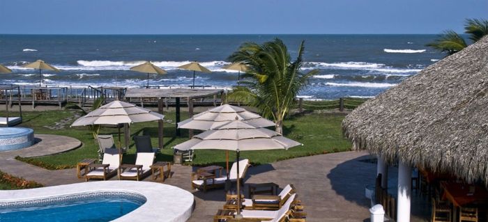 Costa Esmeralda