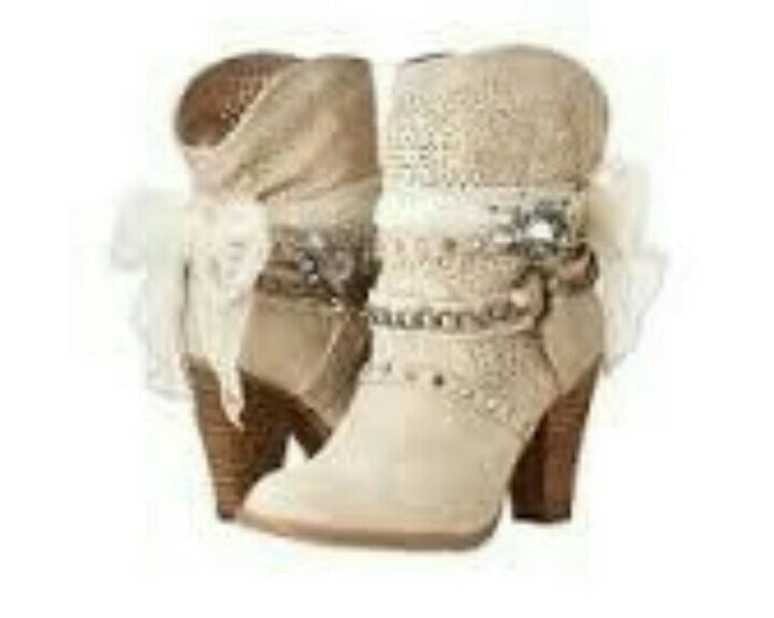 Bellas  bridess, quien ya tiene sus zapatillas? - 1
