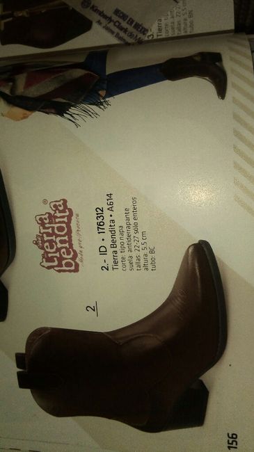 Botas o zapatillas - 1