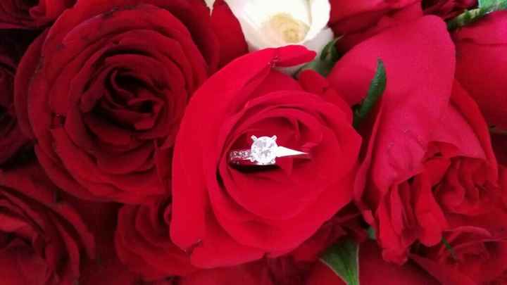 Presuman su anillo jeje - 1