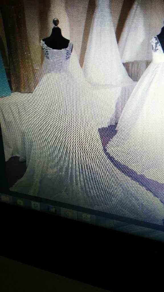 Les presento una parte de mi vestido - 2