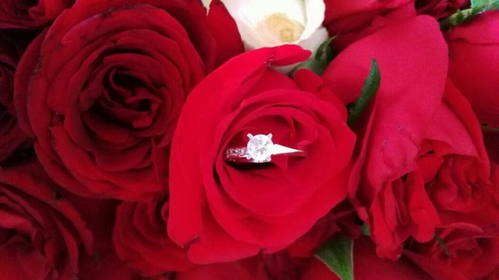 Presuman su anillo jeje - 1