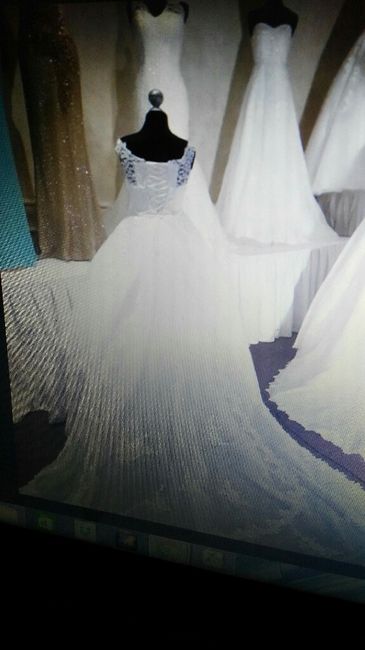 Les presento una parte de mi vestido - 1