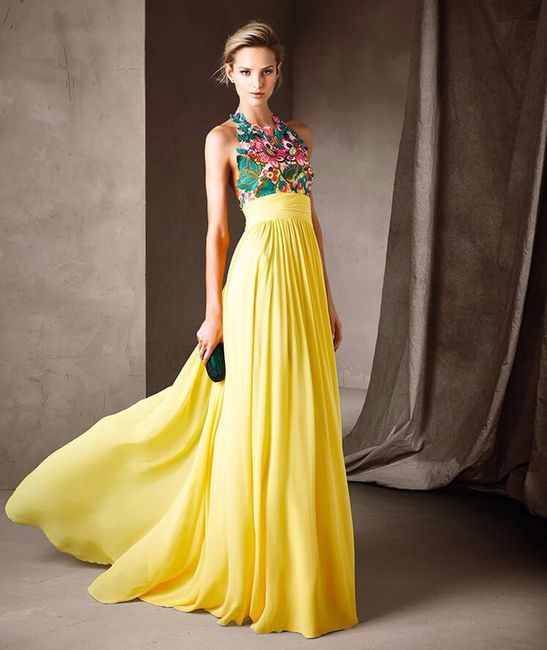 En el vestido de las damas 