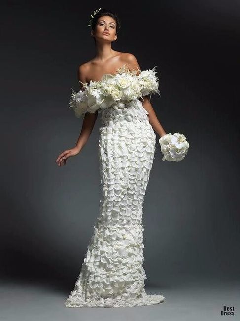 Vestidos de novia con flores naturales 7