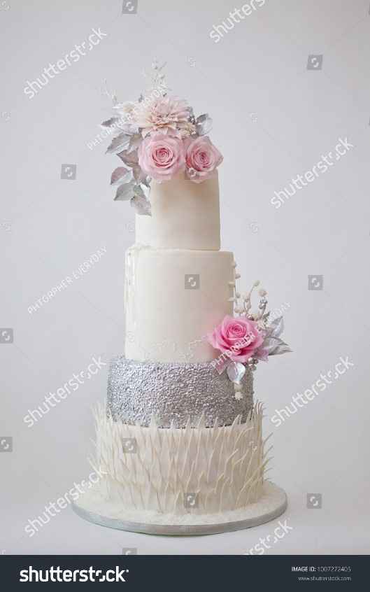 pink wedding cake 10