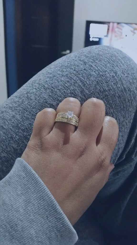 Como portas tu anillo de compromiso? - 1