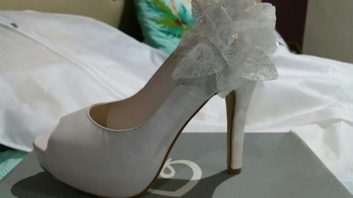 Mis zapatillas me enamore y las de ustedes como son? - 1
