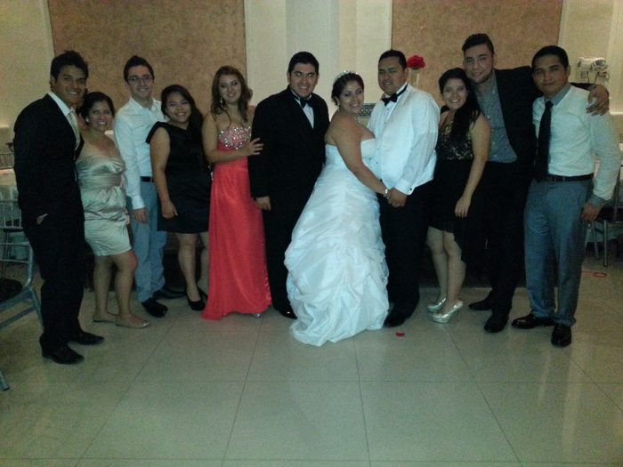 AMIGOS DE MI HERMANO