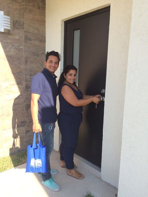 abriendo por primera vez nuestra casita!!