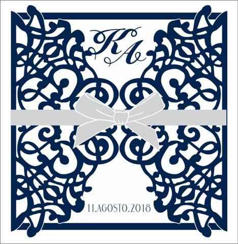 Asi tal cual se vera la invitacion cerrada, el diseño es en corte laser, nuestras iniciales al frent
