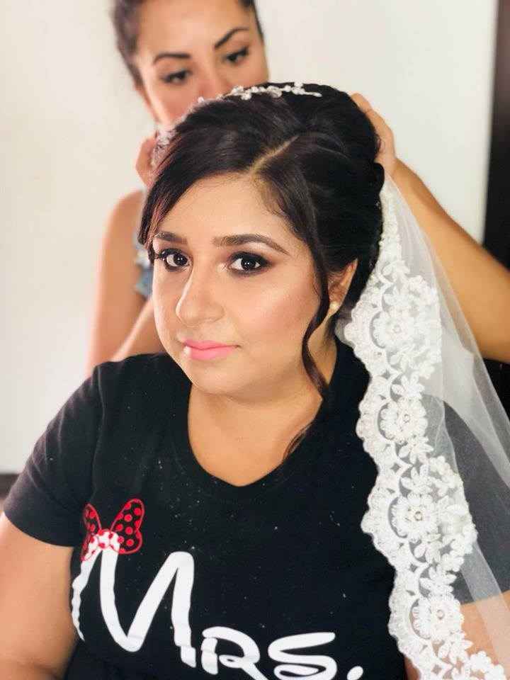 aqui me estaban poniendo el velo!