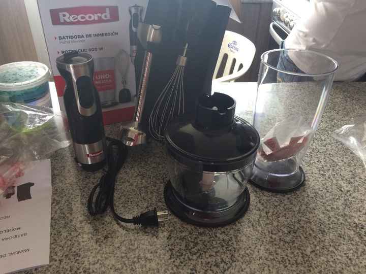 Esta es la batidora, Licuadora y picadora jajajaja 