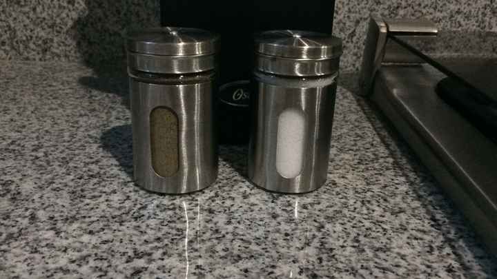 Mi salero y pimientero ( se ven super tiernos!)