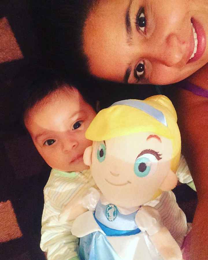 Su primer muñeca.. yo se la regale, y le encanta!!!