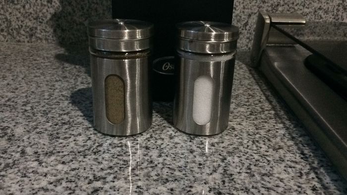 Mi salero y pimientero ( se ven super tiernos!)