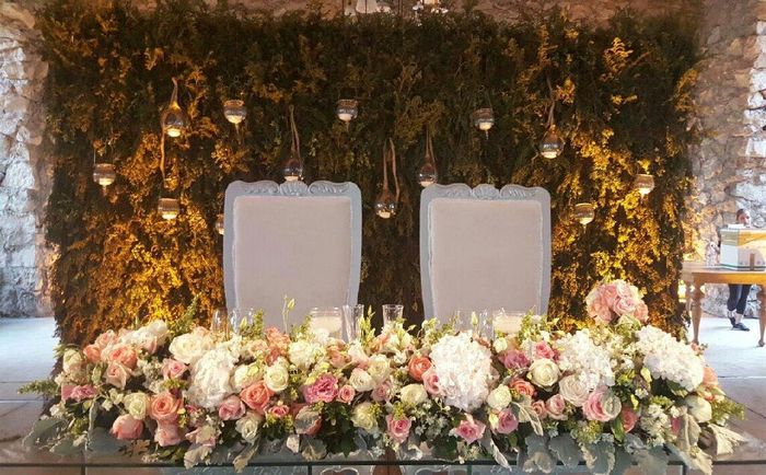  Decoración mesa de novios. - 3
