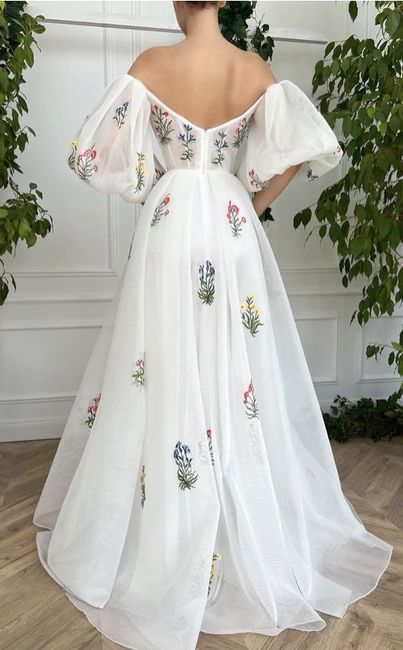 Vestidos con un toque de flores 8