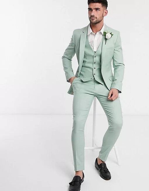 Trajes de novio en color verde 💚🍀 8