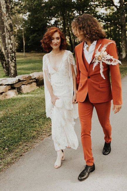 Traje de novio en color naranja 🧡 21
