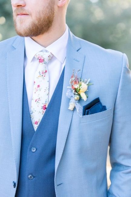 Traje de novio en color azul 💙 7