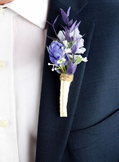 Botonier en color morado 💜 6