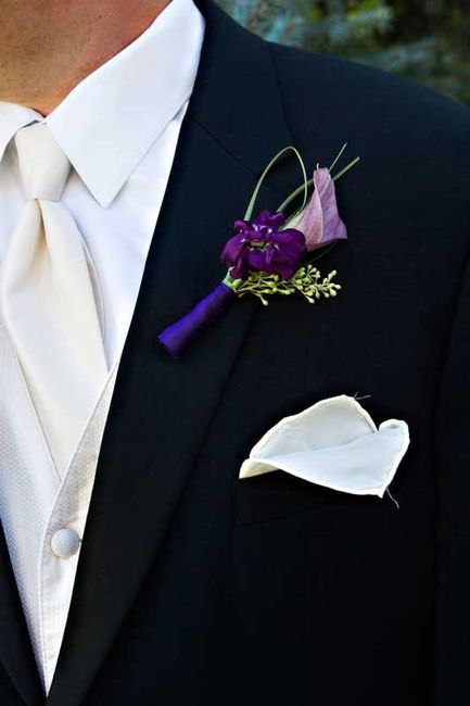 Botonier en color morado 💜 7