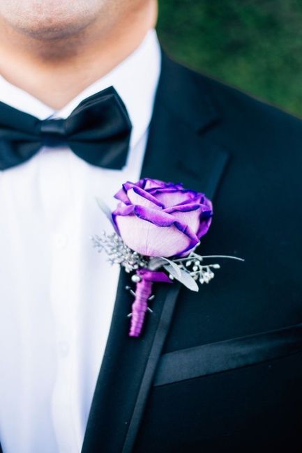 Botonier en color morado 💜 11