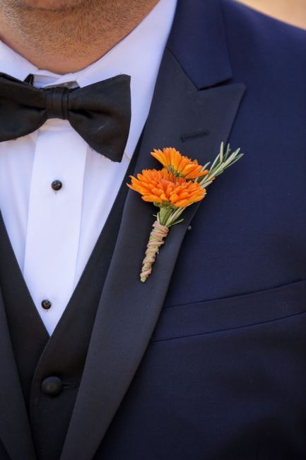 Botonier en color naranja 🧡 6