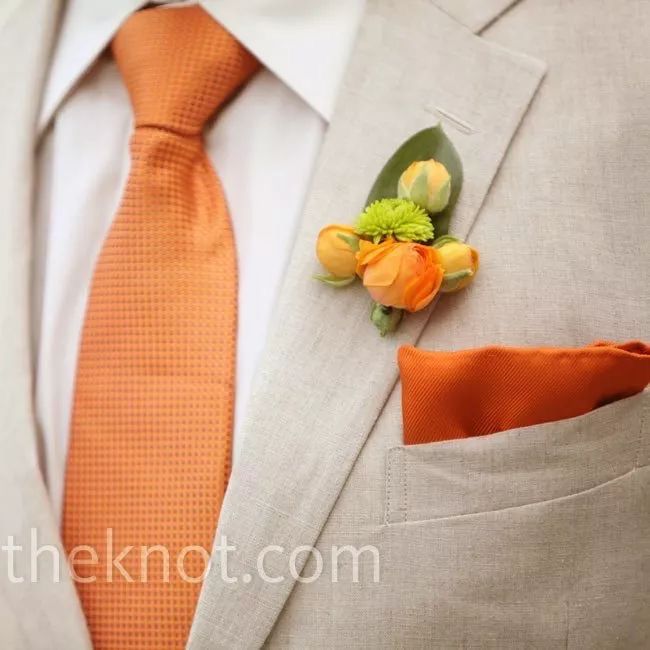 Botonier en color naranja 🧡 19