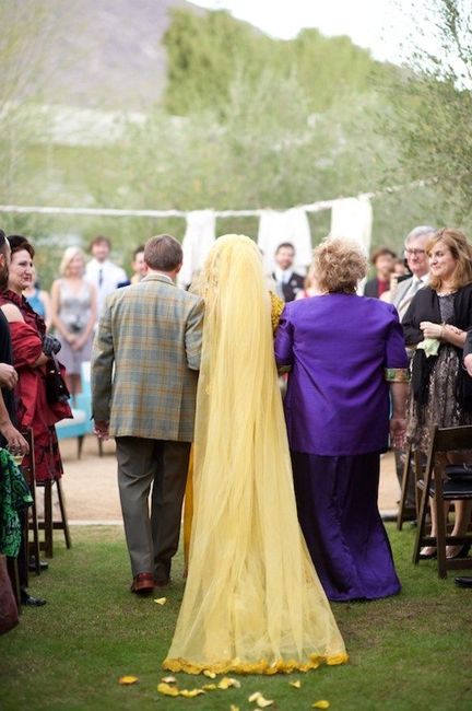 Velos de novia en color amarillo 💛 13