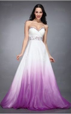 Vestidos de novia con detalles en color morado 💜 8