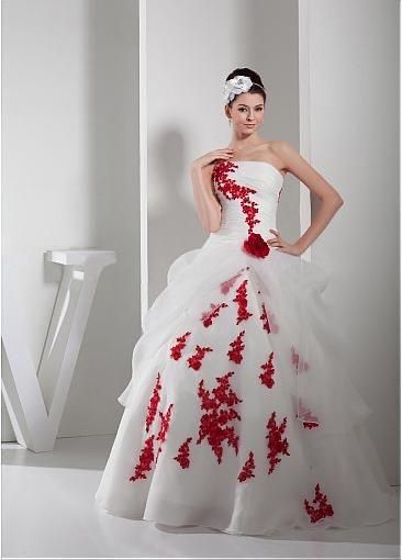 Vestidos de novia con detalles en color rojo ❤️ 8