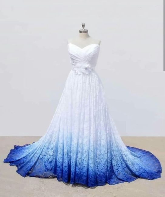 Vestidos de novia con detalles en color azul 💙 15