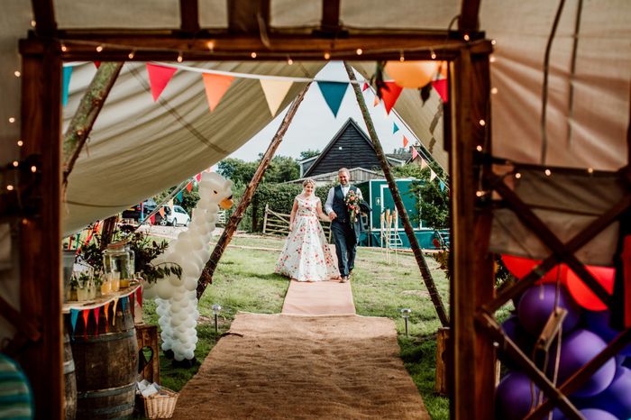 Una boda en llamas 🦙🌈🎨 18