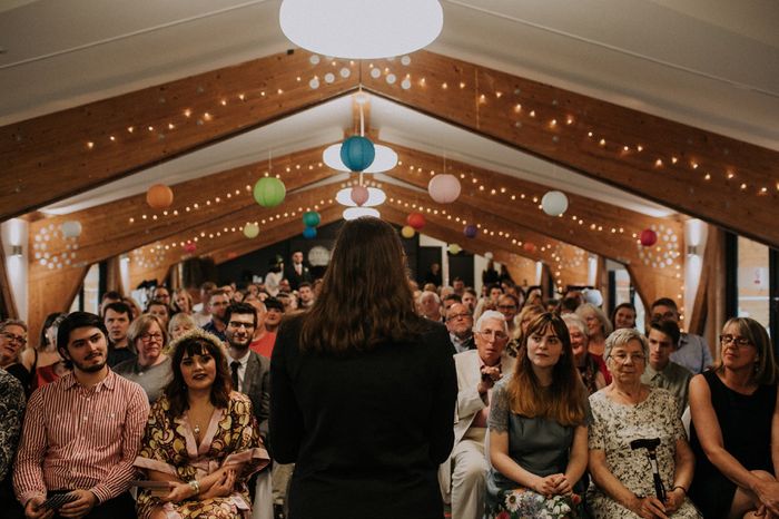 Alice + Ben: Una boda colorida en un mini golf de dinosaurios 42