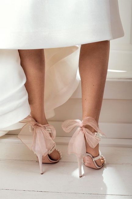 Zapatos de novia en color rosa 💗 2