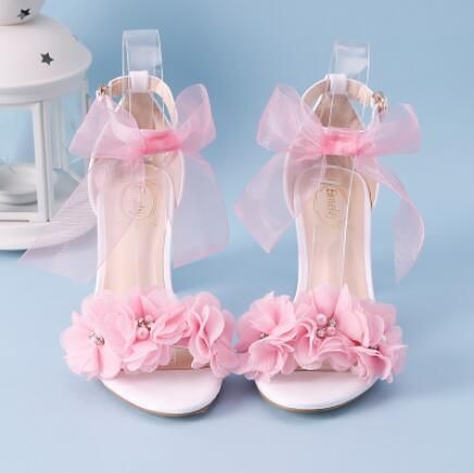 Zapatos de novia en color rosa 💗 11