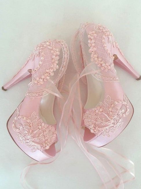 Zapatos de novia en color rosa 💗 20