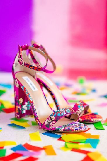 Zapatos de novia en color rosa 💗 21