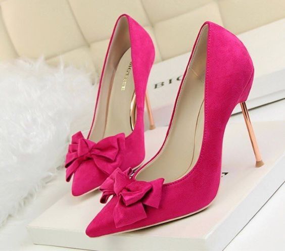 Zapatos de novia en color rosa 💗 29